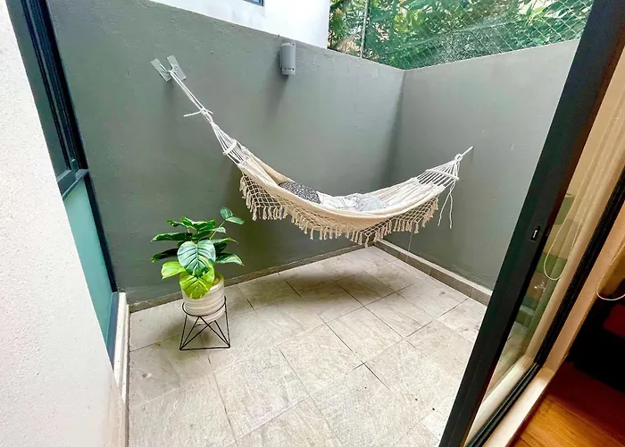 Precioso, Planta Baja Con Terraza En La Del Valle México DF